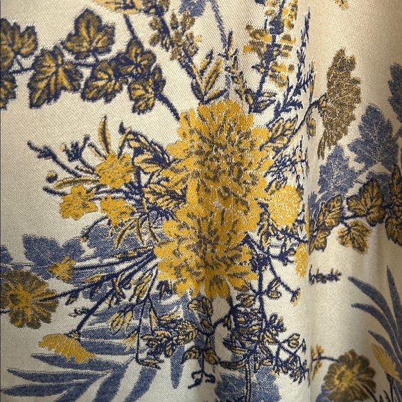 Floral Patterned Shawl Scarf with Blue and Gold Accents - Picture 3 of 7